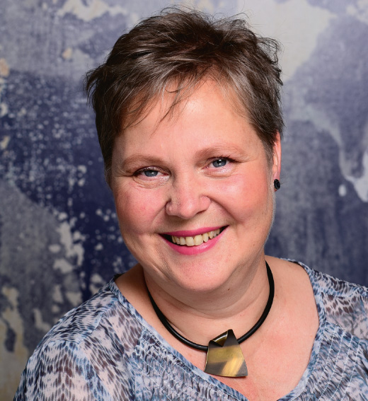 Nora Gröbel